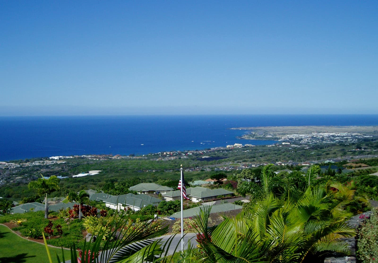 The Kailua-Kona coastline on the Island of Hawaiʻi seen from the upland town of Hōlualoa